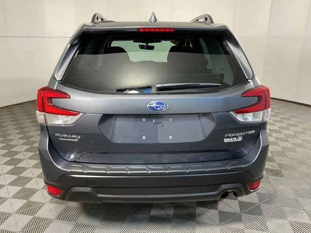 Certified Used 2023 Gray Subaru Premium image 8