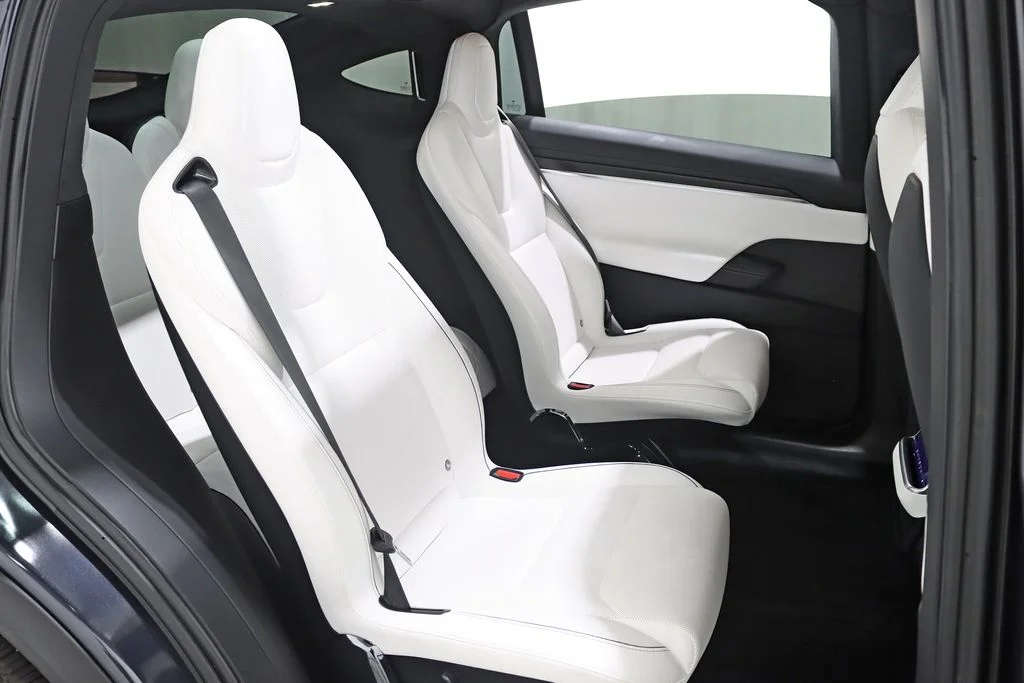 Used 2024 Black Tesla Plaid image 31