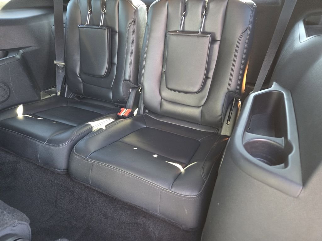 Used 2017 Gray Ford XLT image 31
