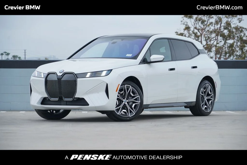 2026 BMW iX xDrive60's photo