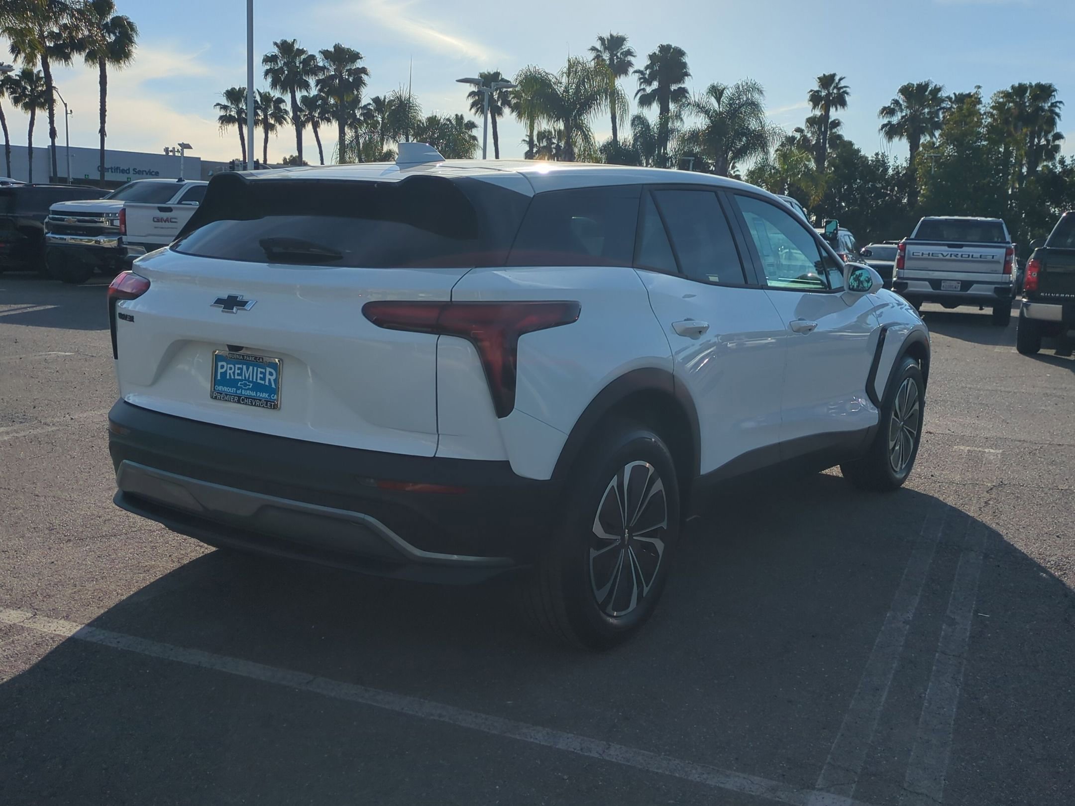 New 2026 Summit White Chevrolet LT image 5