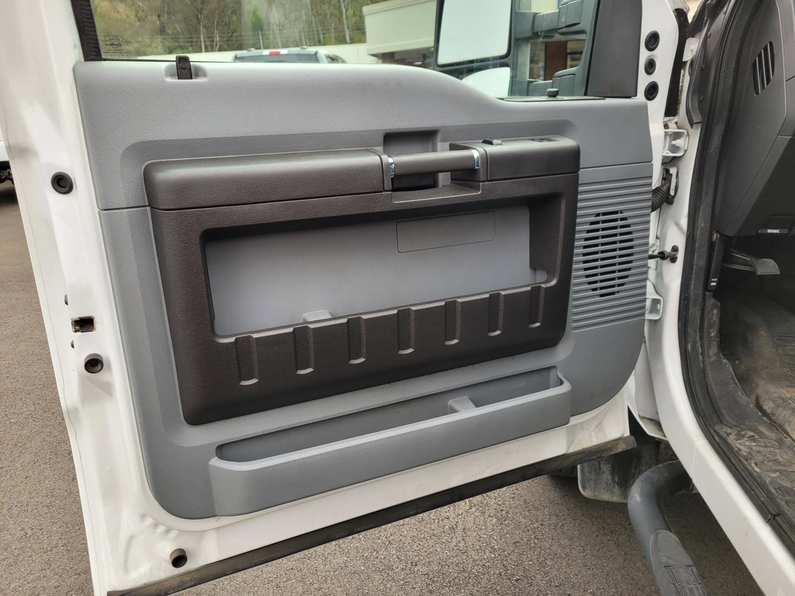 Used 2016 Oxford White Ford  image 11