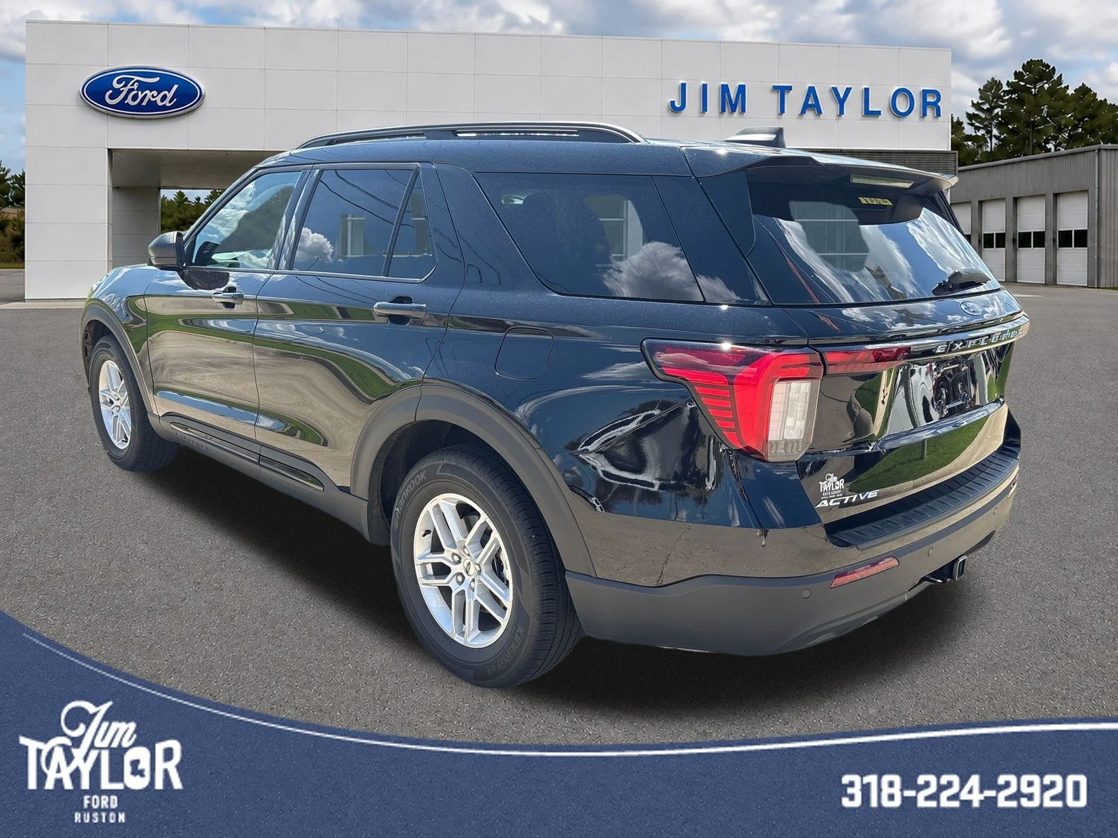 2026 Ford Explorer Active - Photo 6