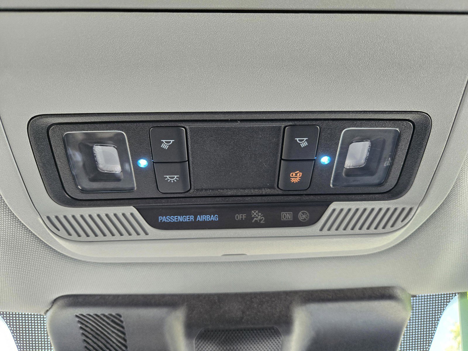 Certified Used 2025 Silver Ford XLT image 22