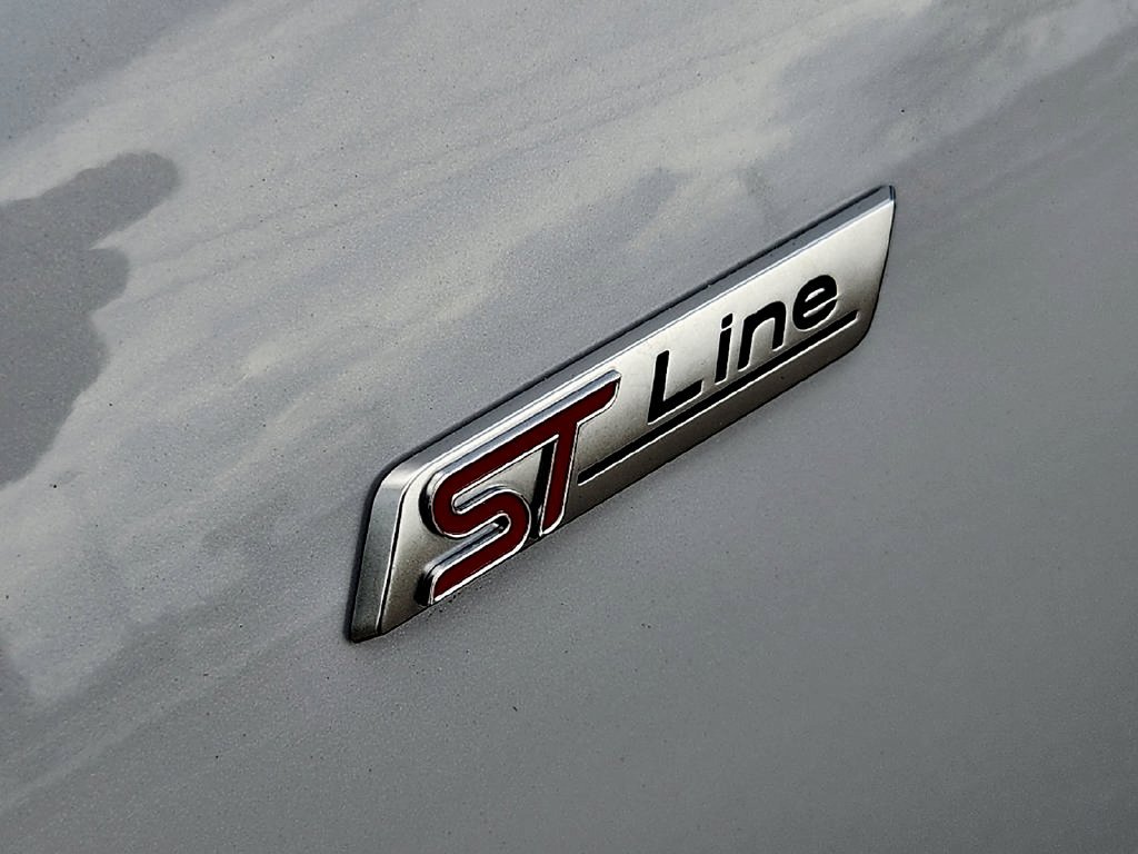 Used 2025 Silver Ford ST-Line image 12