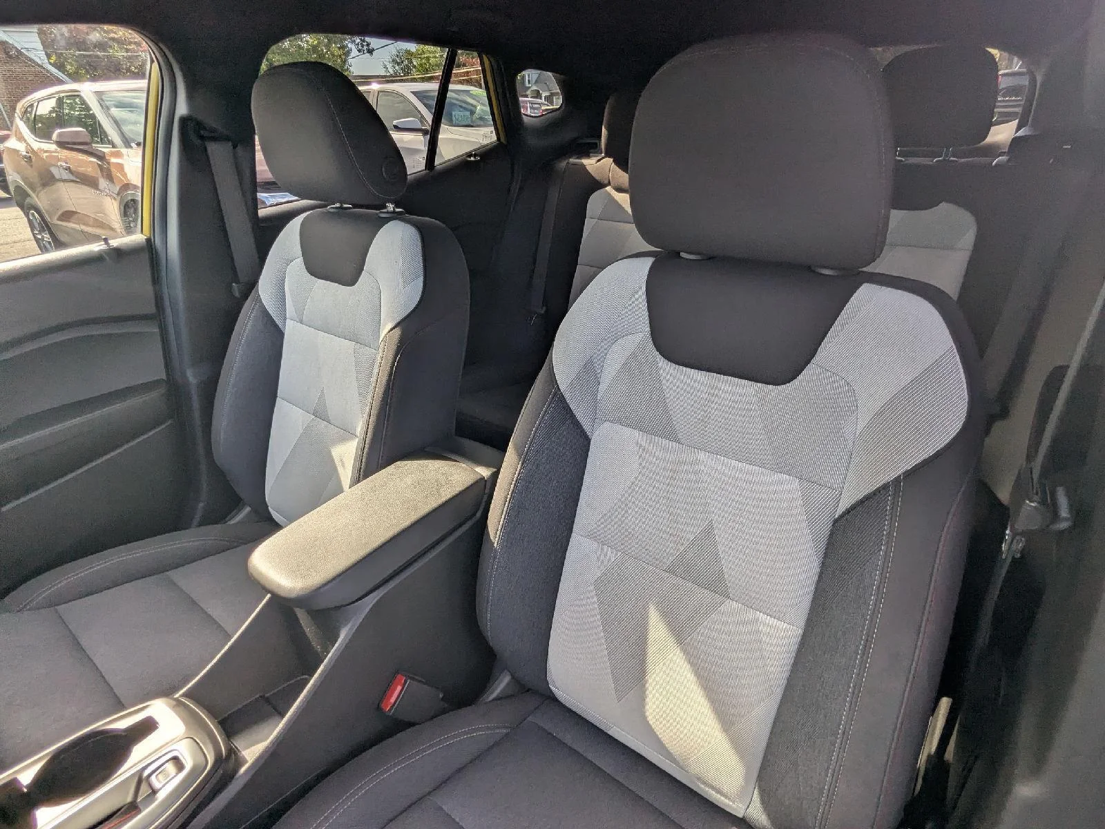 Used 2024 Nitro Yellow Metallic Chevrolet 1RS image 26