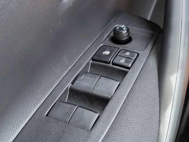 Certified Used 2025  Toyota LE image 21