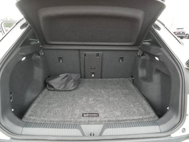 Certified Used 2023 White Volkswagen Pro S image 18