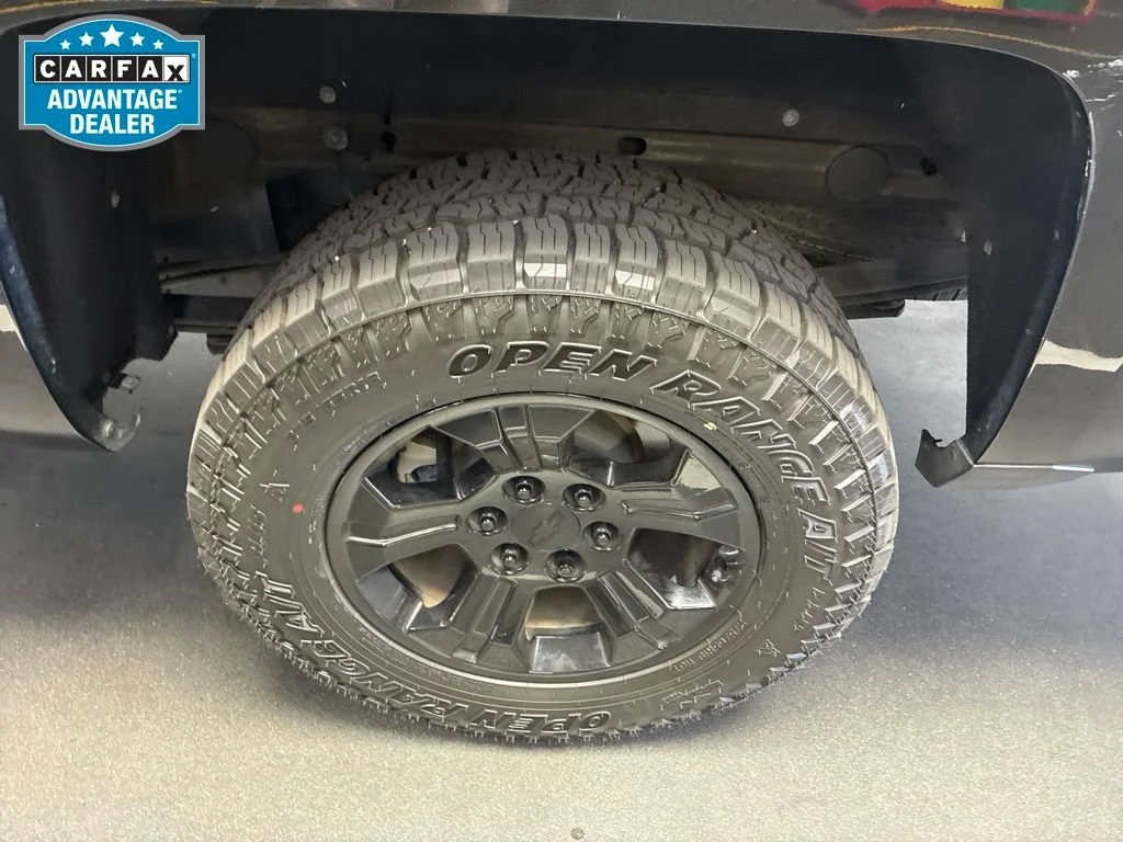 Used 2016 BLACK Chevrolet LTZ image 5