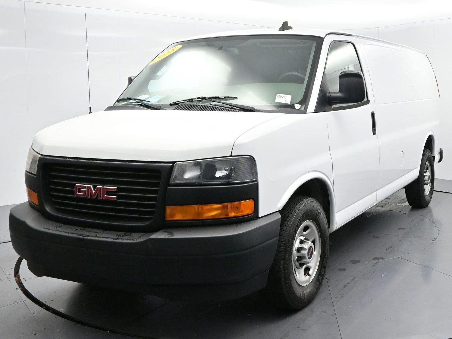 Used 2018 Summit White GMC 2500 image 3