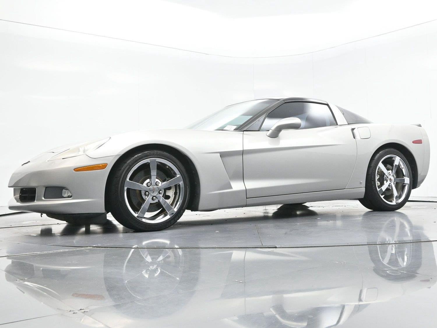 Used 2008 Machine Silver Metallic Chevrolet Base image 43