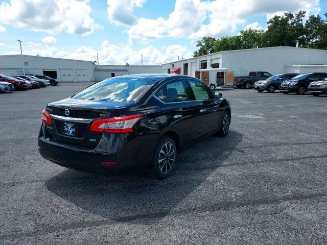 Used 2014 Black Nissan SV image 4