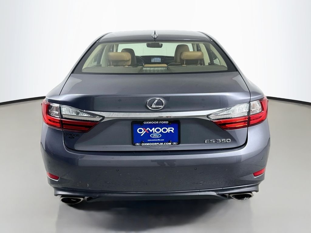 Used 2016 Nebula Gray Pearl Lexus Base image 12