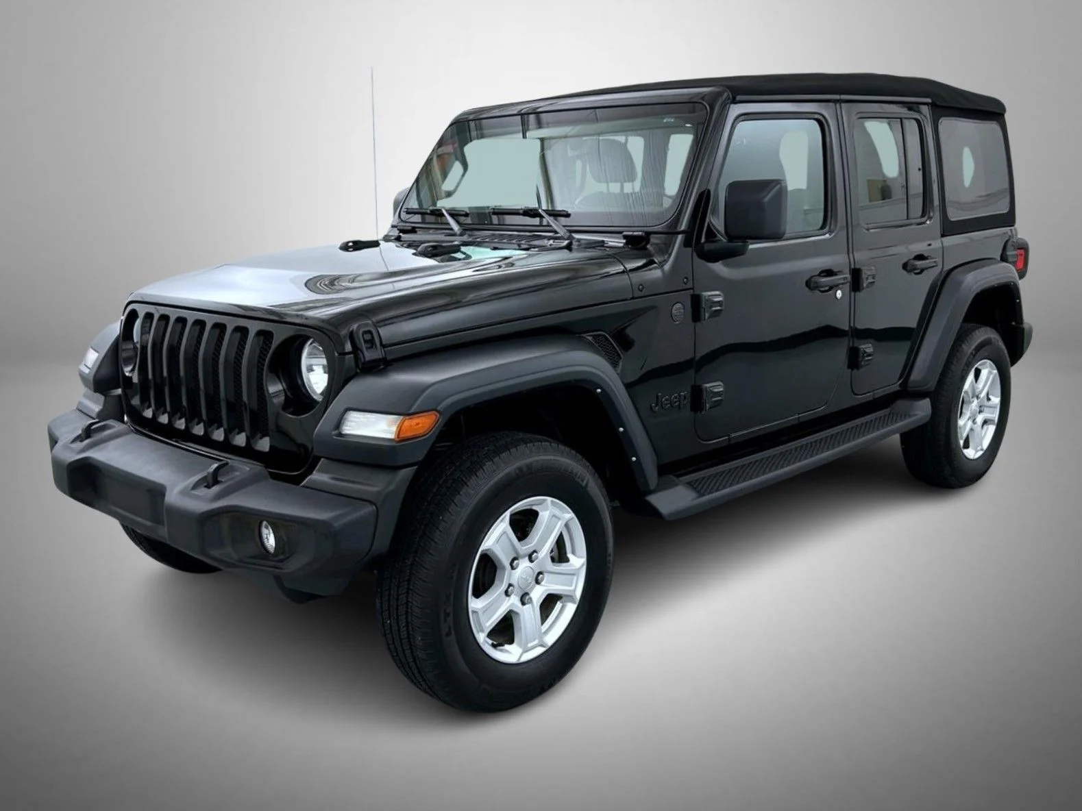 2023 Jeep Wrangler Sport S's photo