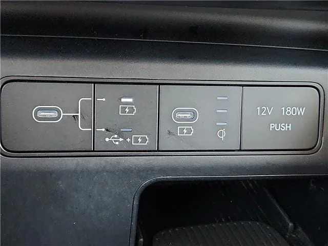 Used 2025 Black Hyundai SEL image 16