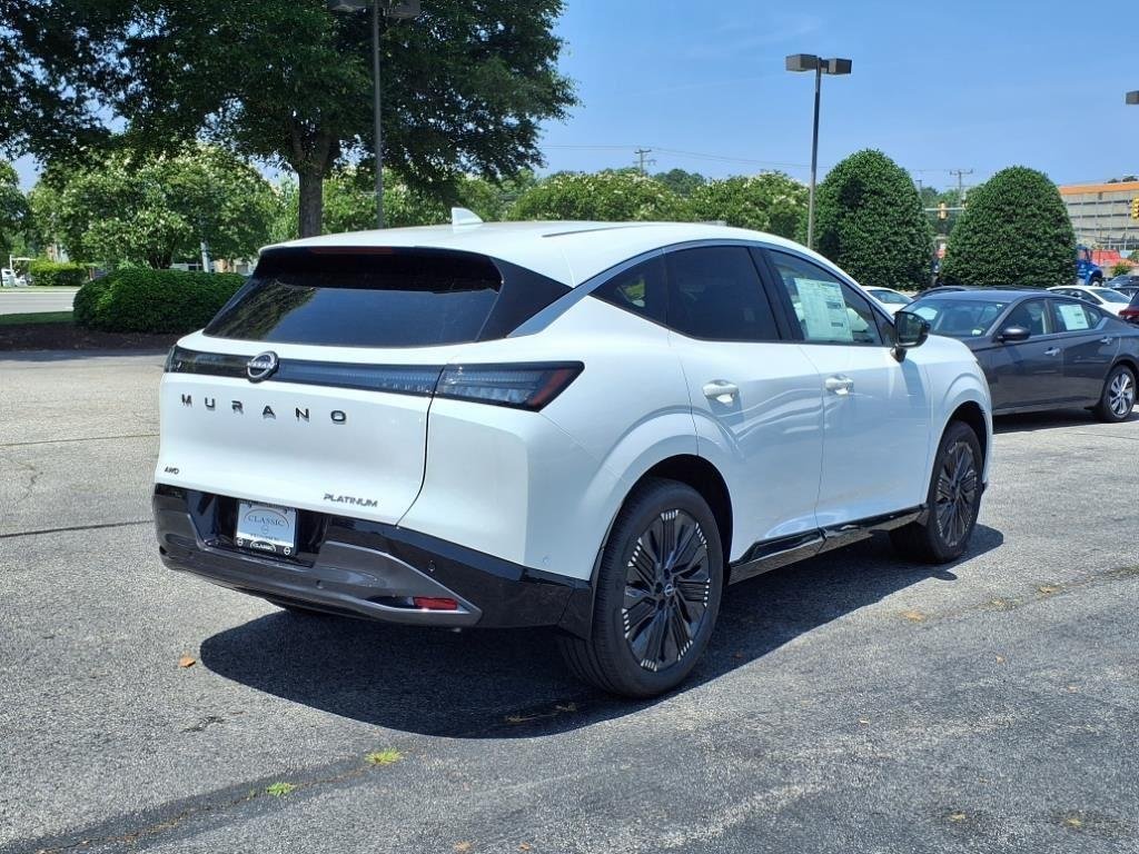 New 2025 Everest White TriCoat Nissan Platinum image 4