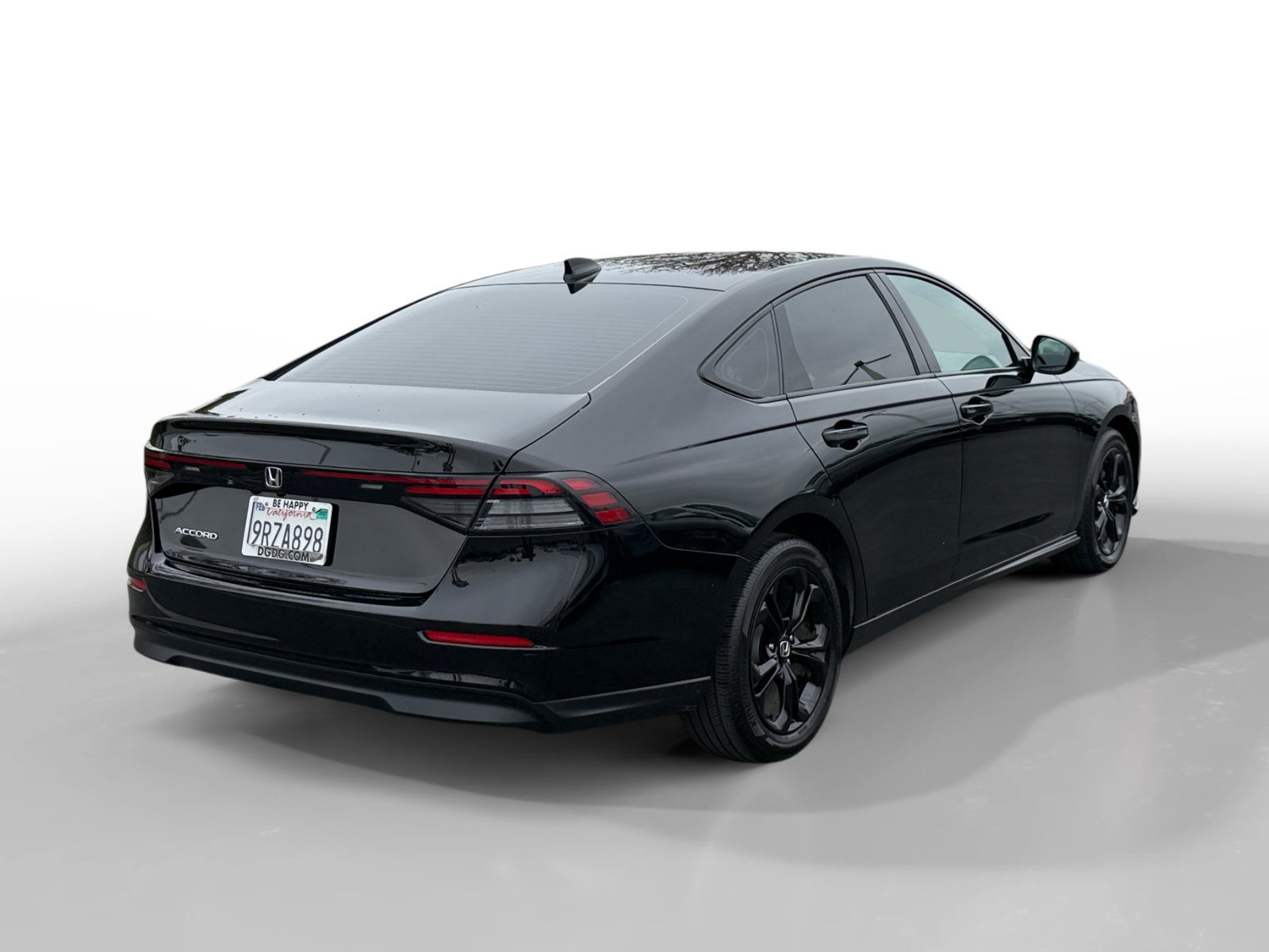 Certified Used 2025 Crystal Black Pearl Honda SE image 5
