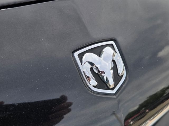 Used 2009 Black Dodge R/T image 5