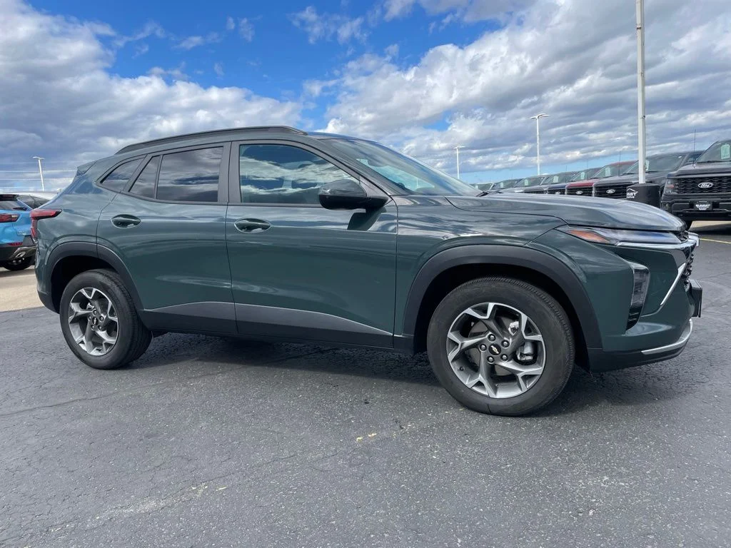 Used 2025 Chevrolet Trax LT with VIN KL77LHEP1SC148134 for sale in Beaver Dam, WI