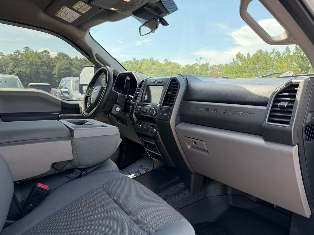 Used 2021 White Ford XL image 10