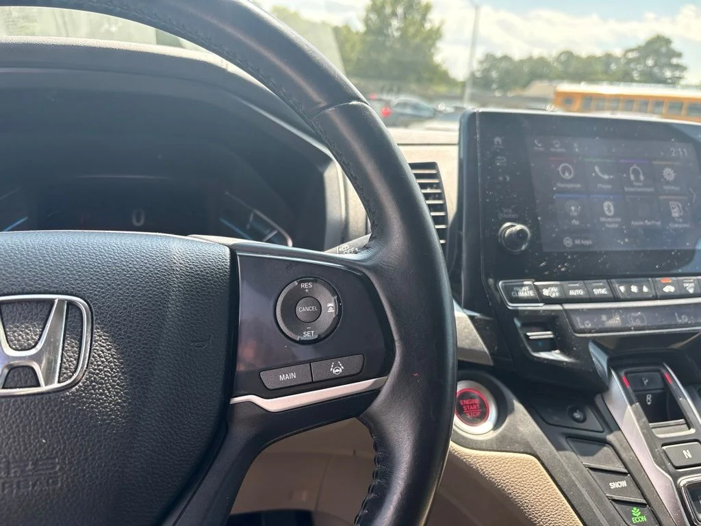 Certified Used 2019 Deep Scarlet Pearl Honda EX-L image 22