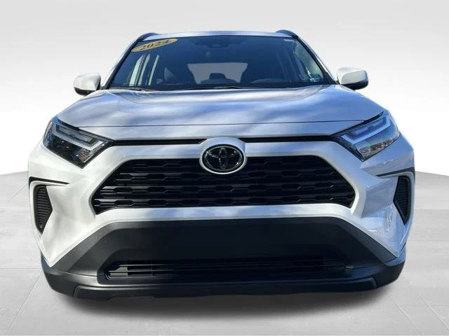Used 2024 White Toyota XLE image 15