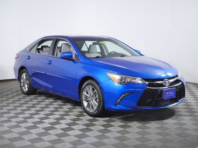 Certified Used 2017 Blue Toyota SE image 1