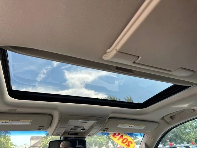 Used 2019 Gray GMC SLT image 12