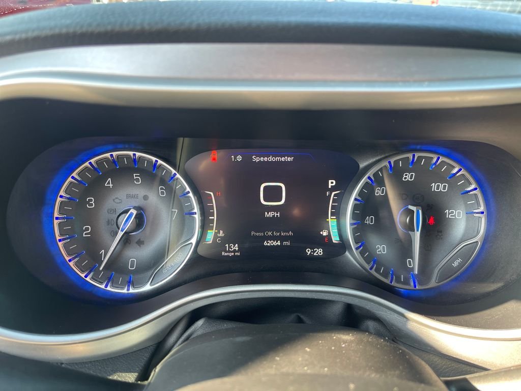 Used 2023 White Chrysler Touring L image 18