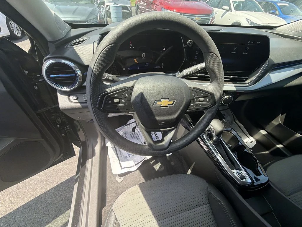 Used 2025 Black Chevrolet LT image 20