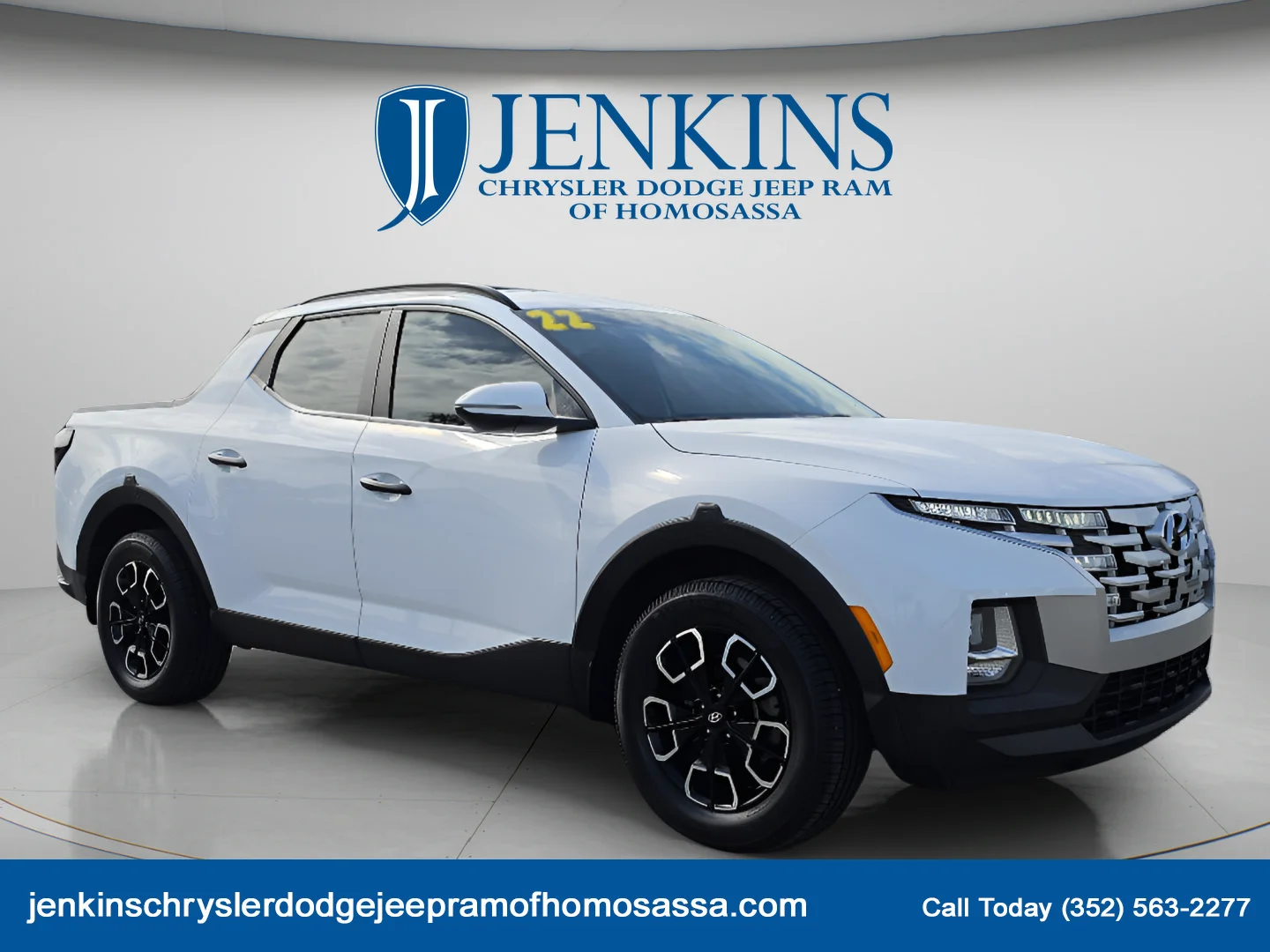 Used 2022 Ice White Hyundai SEL image 2