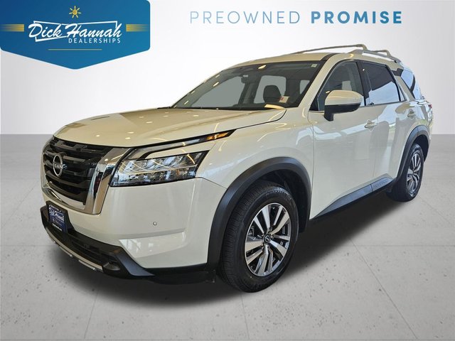 2023 Nissan Pathfinder SL