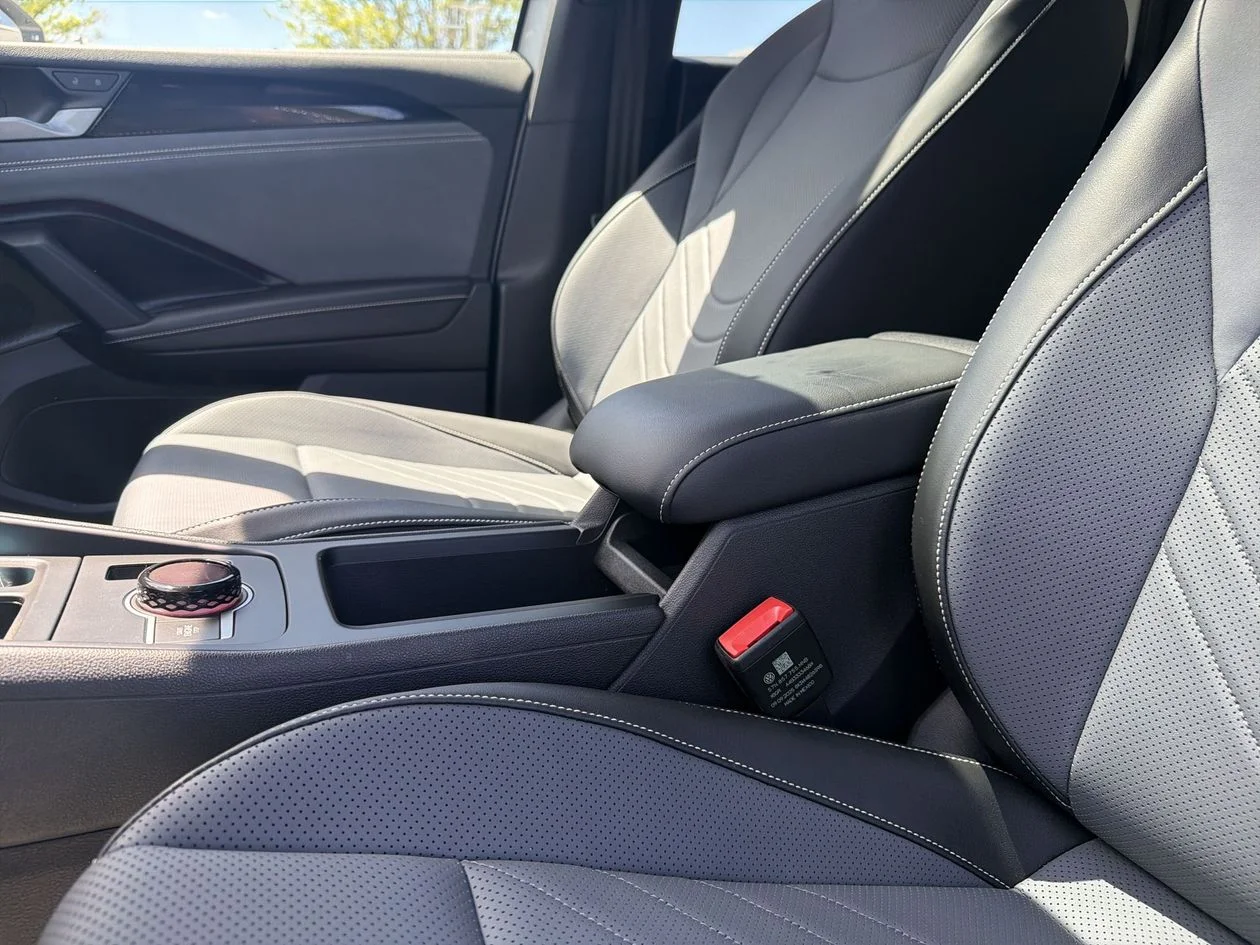 New 2026 White/off-white Volkswagen 2.0T SE R-Line Black image 28