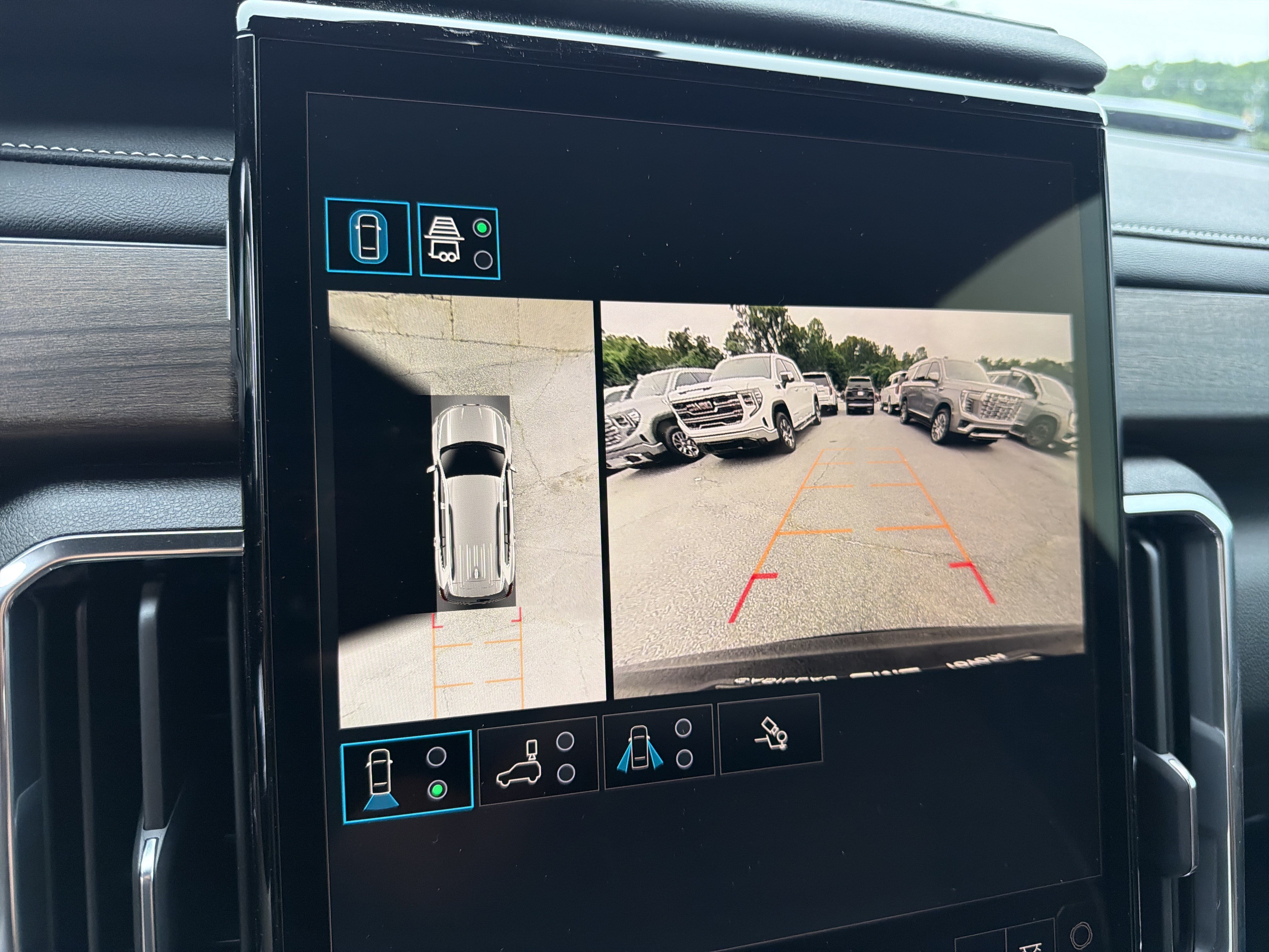 2026 GMC Acadia Denali Ultimate - Photo 26