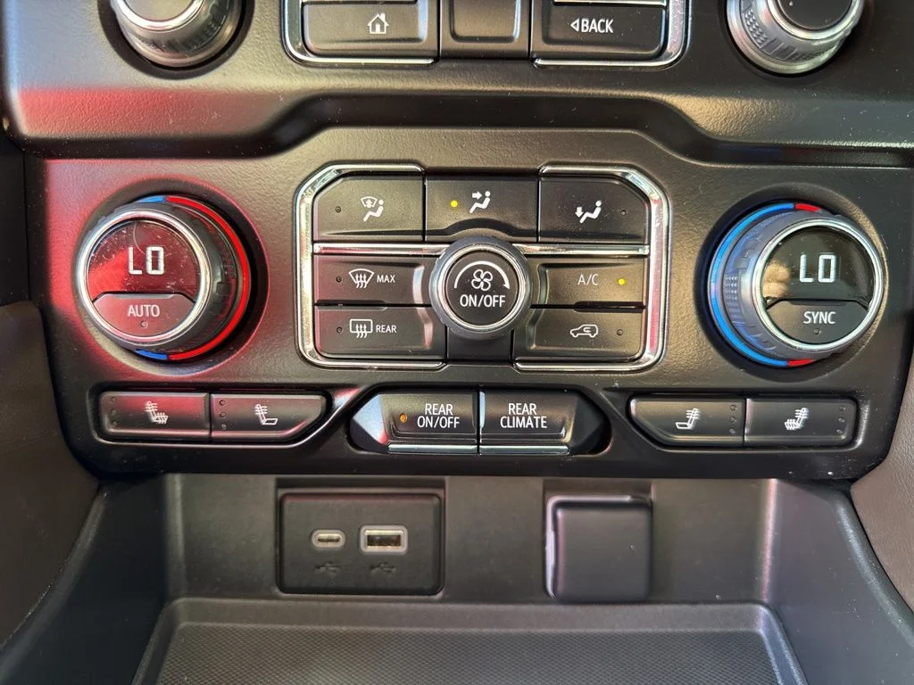 Used 2023 Red Chevrolet Z71 image 49