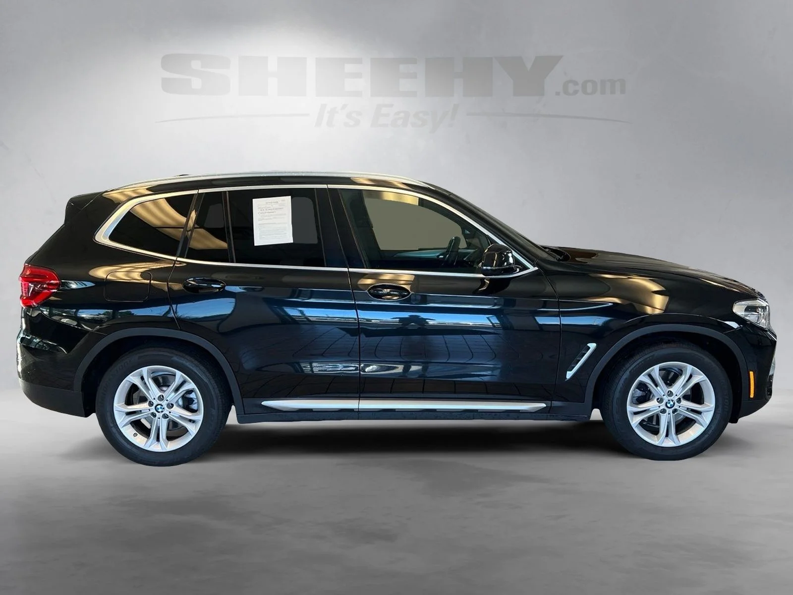 Used 2021 Black Sapphire Metallic BMW xDrive30i image 10
