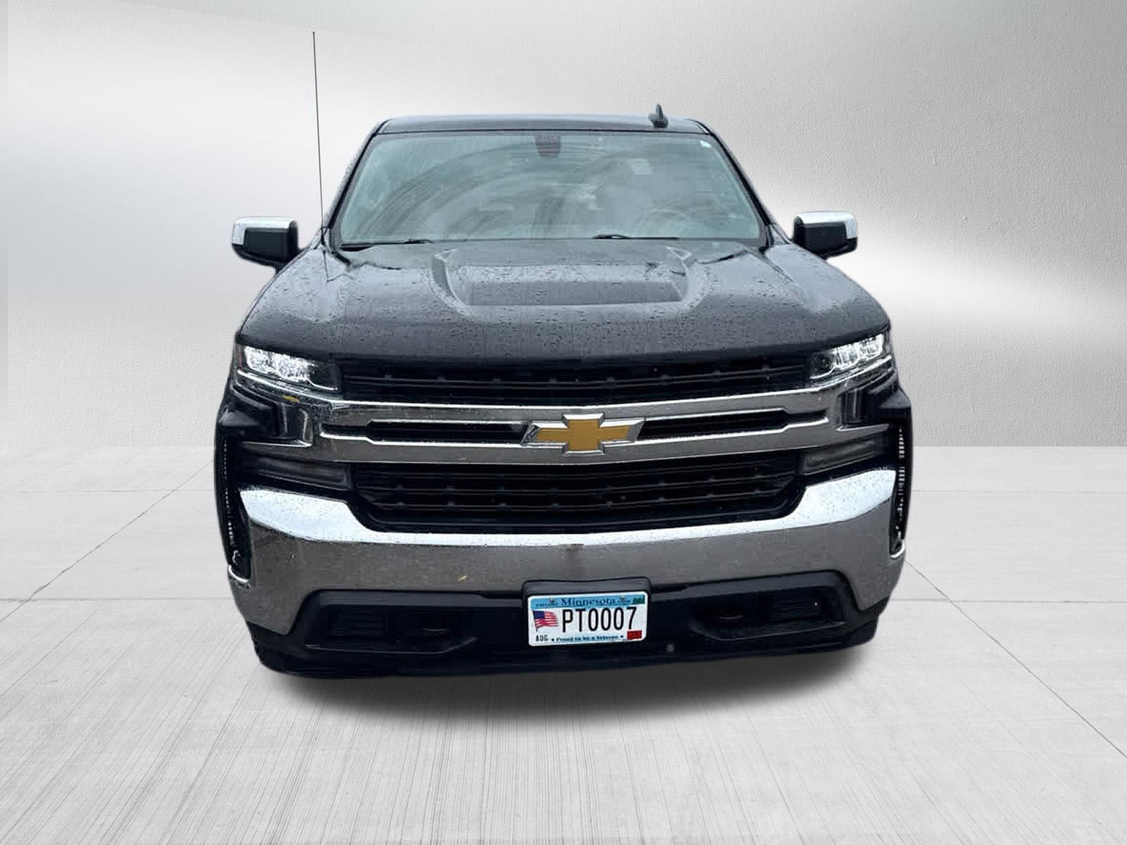 Certified 2021 Chevrolet Silverado 1500 LT with VIN 3GCUYDED5MG426393 for sale in Brooklyn Center, Minnesota