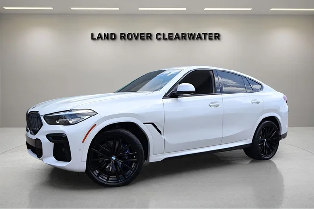 2023 BMW X6 M50i