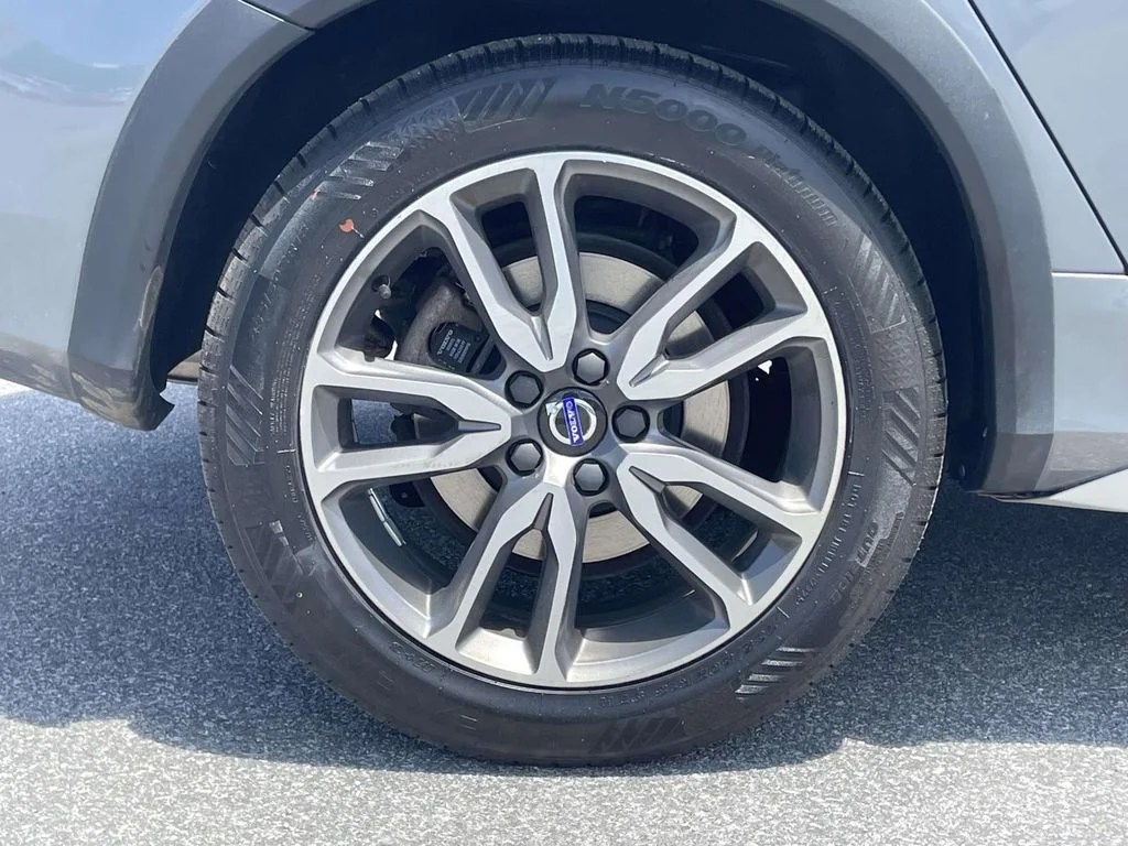 2018 Volvo S60 Platinum - Photo 34