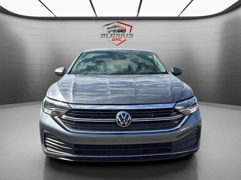 Used 2024 Gray Volkswagen S image 8