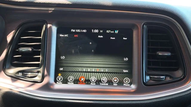 Used 2017 Go Mango! Dodge R/T image 18
