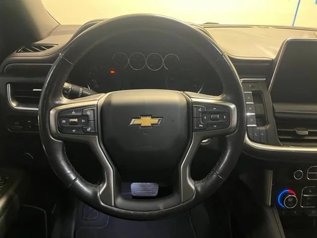 Used 2021 IRIDESCENT PEARL TRICOAT Chevrolet LT image 16