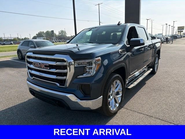 Used 2019 Blue GMC SLE image 5