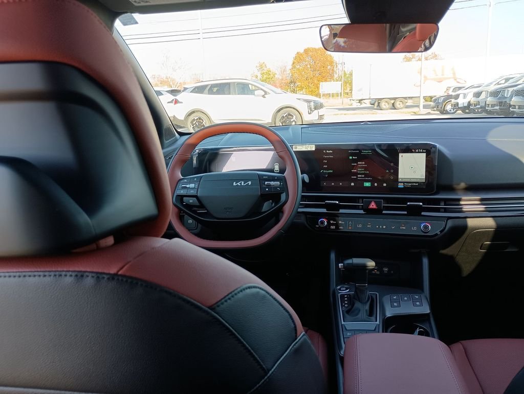 New 2026 Wolf Gray Kia SX Prestige image 15