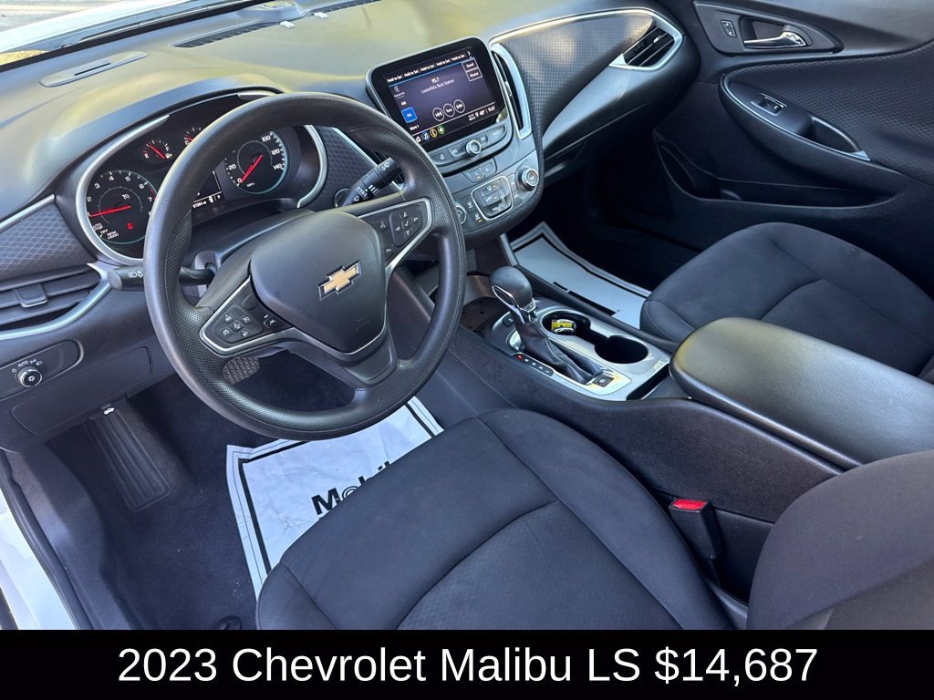 Used 2023 Summit White Chevrolet LS image 9