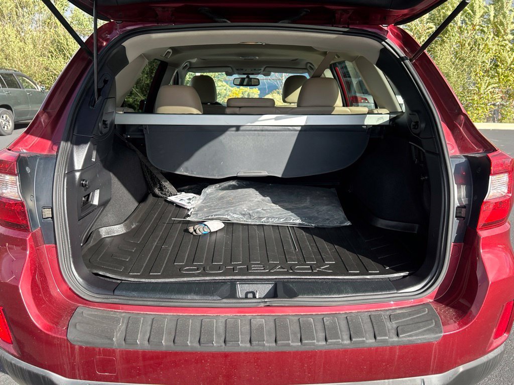Used 2015 Venetian Red Pearl Subaru 3.6R image 11