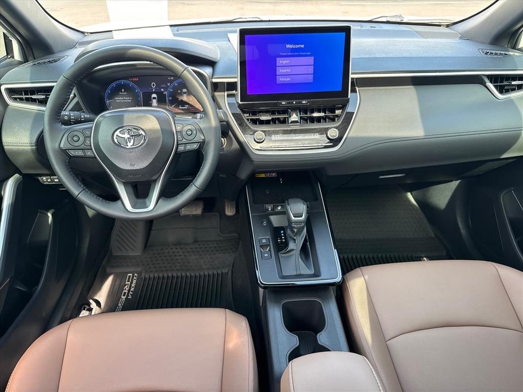 Used 2026 Wind Chill Pearl Toyota XLE image 13