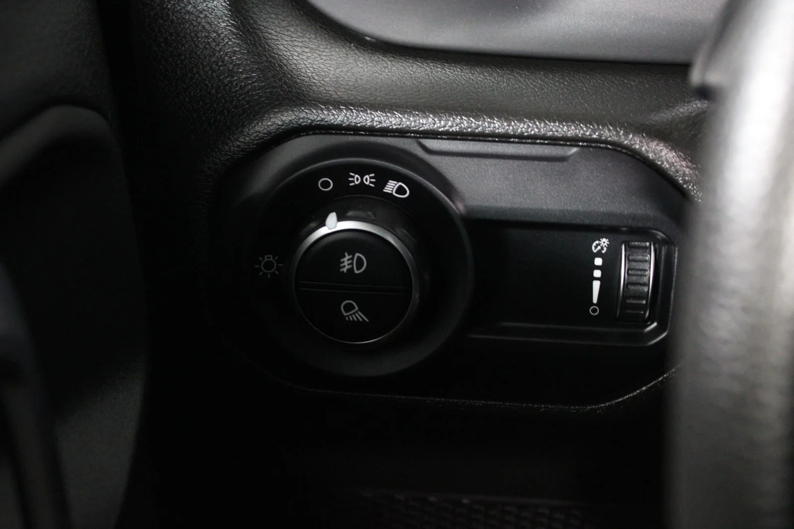 Used 2023 Gray Jeep Sport image 29