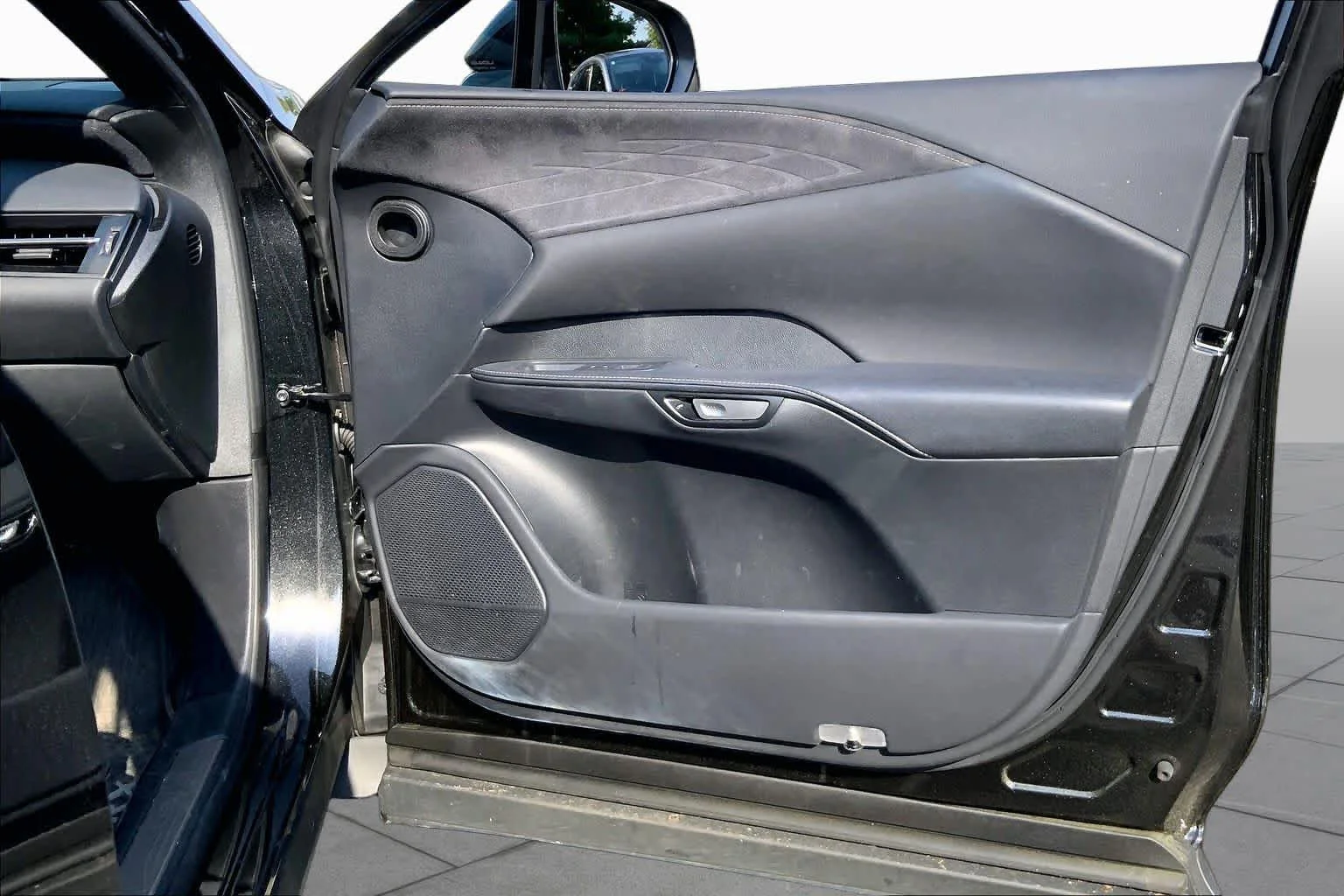 Used 2023 Caviar Lexus Luxury image 23