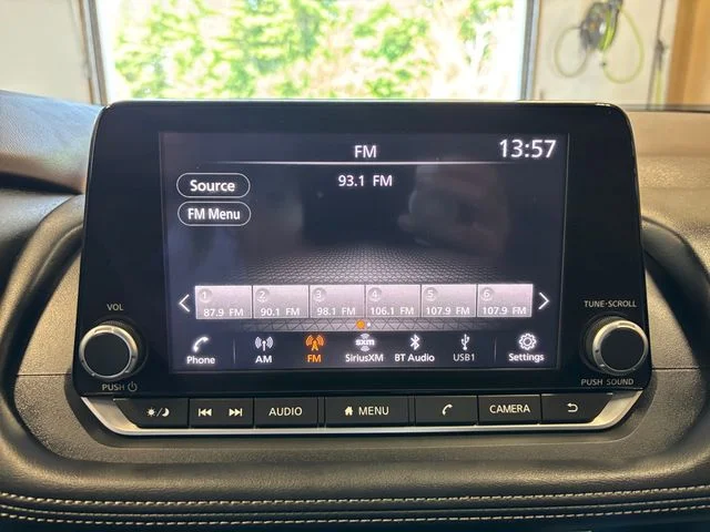 Used 2023 Gray Nissan SV image 19